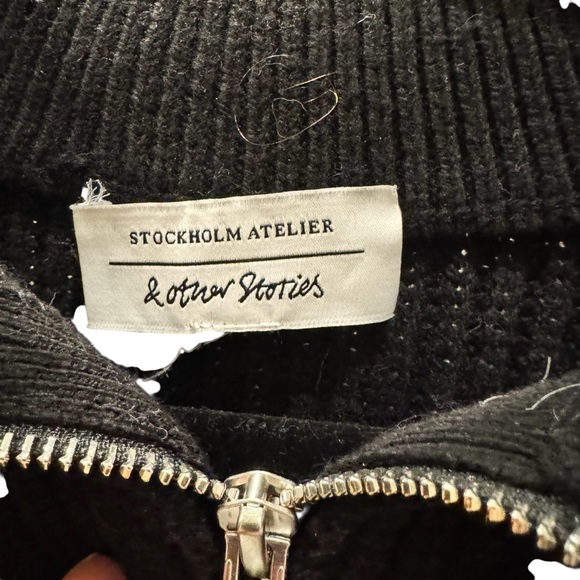 & other stories black 1/4 zip. Size M. EUC! - Picture 3 of 6